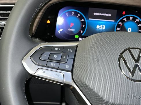 New 2026 Volkswagen Atlas SEL Premium R-Line image 28