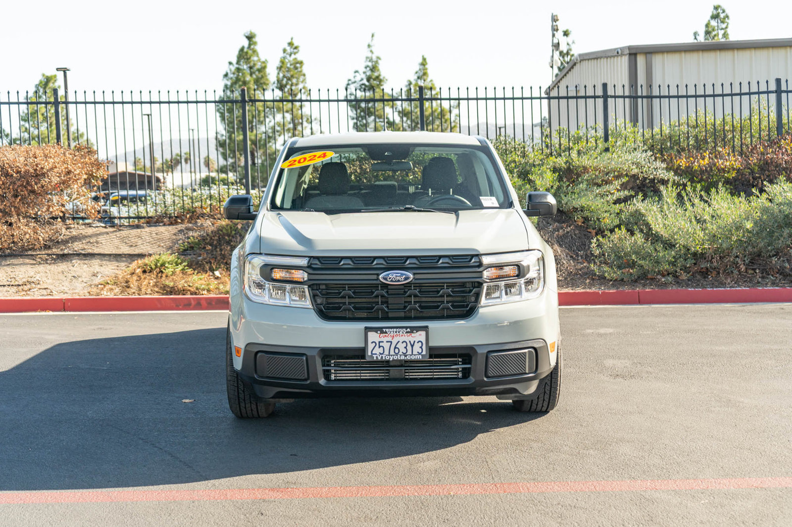 Used 2024 Ford Maverick XL FWD image 2