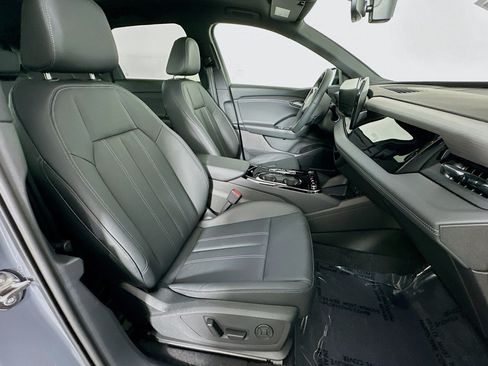 New 2027 Audi Q6 e-tron Premium AWD/4WD image 8