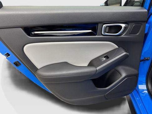 Used 2025 Honda Civic Sport Touring image 37