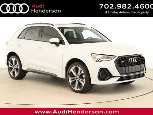 Certified 2022 Audi Q3 2.0T Premium Plus image 1