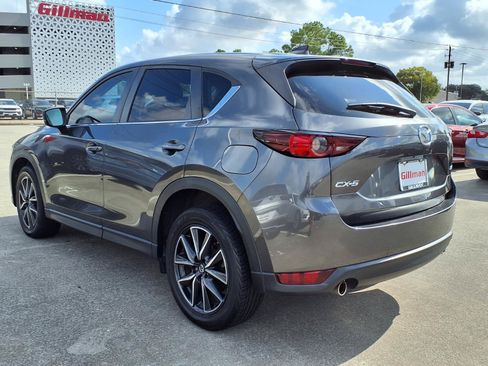 Used 2018 MAZDA CX-5 Touring w/ Preferred Equipment Package FWD image 3