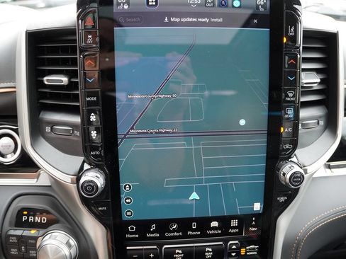 New 2026 RAM 1500 Tungsten AWD/4WD image 18