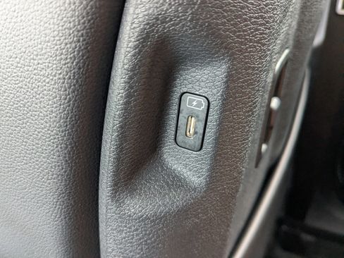 Used 2026 Kia Sportage EX FWD image 16