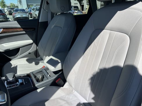 Used 2018 Audi Q5 2.0T Premium Plus AWD/4WD image 16