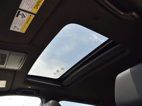 Used 2024 Honda CR-V Sport-L image 11