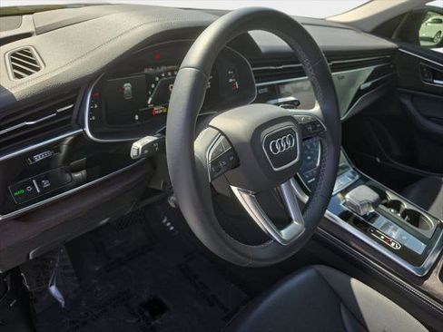 Used 2023 Audi Q8 Prestige w/ Prestige Package AWD/4WD image 25