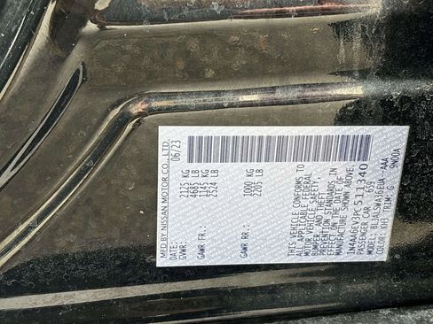 Certified 2023 Nissan Maxima SR w/ Sport Mat Group image 31