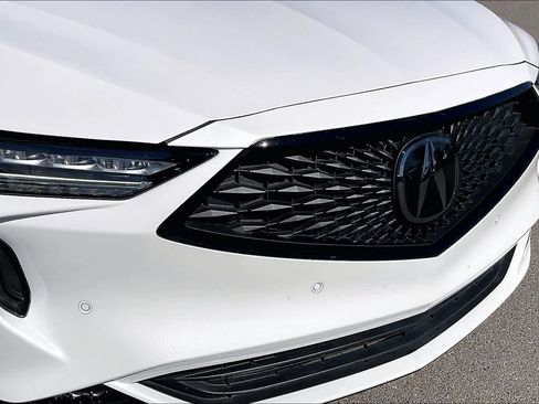 Used 2023 Acura MDX A-Spec image 28