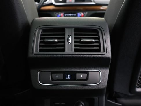 Used 2021 Audi Q5 e Premium w/ Convenience Package AWD/4WD image 25