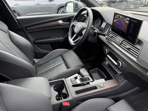 Used 2023 Audi Q5 2.0T Premium w/ Convenience Package AWD/4WD image 28