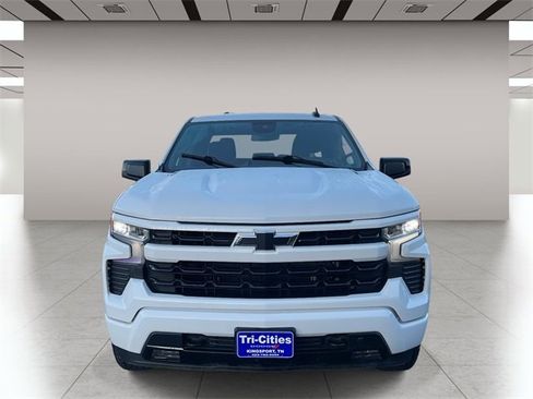 Used 2024 Chevrolet Silverado 1500 RST w/ Z71 Off-Road Package image 9
