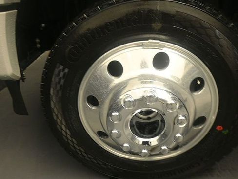 New 2026 Ford F450 XLT w/ 360-Degree Camera Package image 14