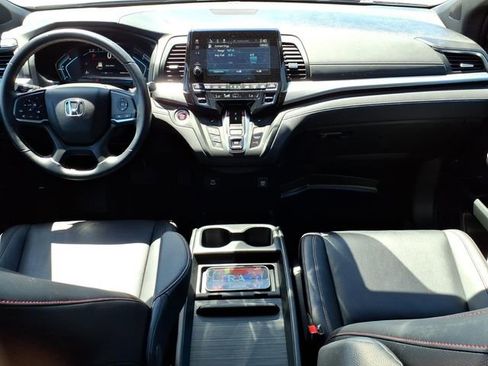 Used 2024 Honda Odyssey Sport image 12