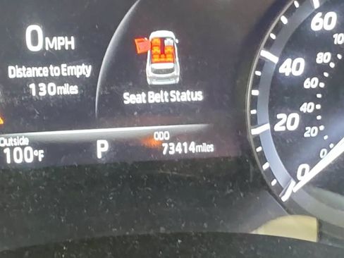 Used 2020 Toyota Highlander XLE AWD/4WD image 13