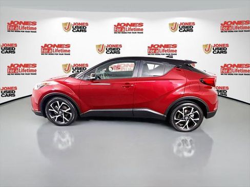 Certified 2019 Toyota C-HR XLE FWD image 12