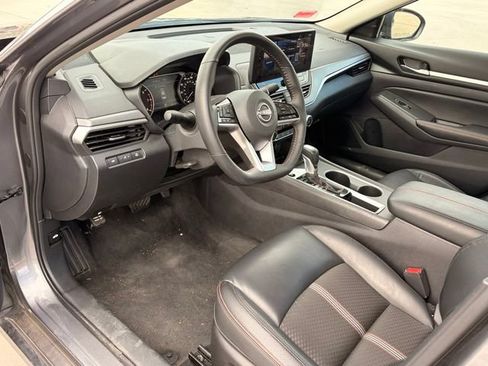 Used 2026 Nissan Altima 2.5 SR FWD image 11