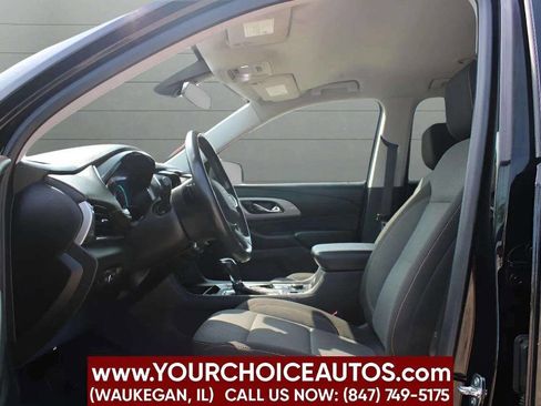 Used 2020 Chevrolet Traverse LT w/ Driver Confidence II Package image 32