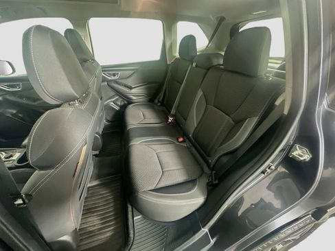 Used 2019 Subaru Forester Premium AWD/4WD image 28