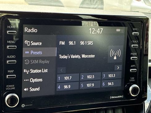 Used 2021 Toyota Corolla SE w/ Carpet Mat Package (TMS) FWD image 37
