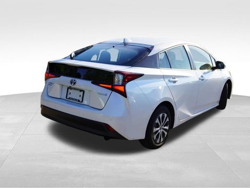 Used 2022 Toyota Prius LE AWD/4WD image 3