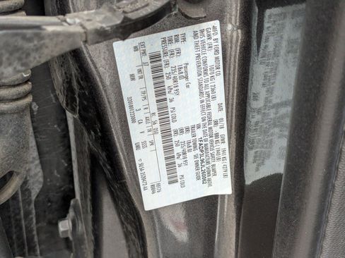 Used 2018 Ford Focus ST image 33