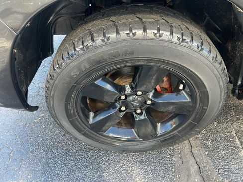 Used 2017 RAM 1500 Express w/ Black Ram 1500 Express Group AWD/4WD image 20