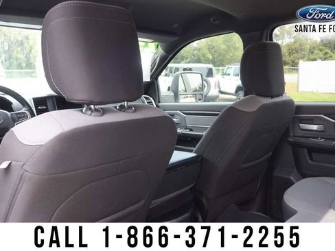 Used 2023 RAM 2500 Big Horn w/ Level 1 Equipment Group image 31