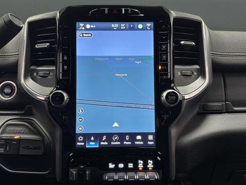 Used 2024 RAM 2500 Laramie w/ Night Edition image 28