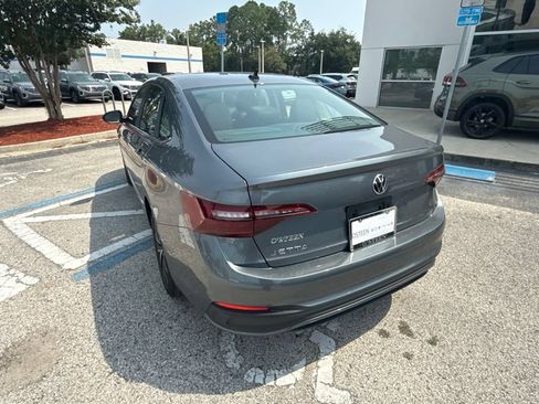Certified 2024 Volkswagen Jetta S FWD image 9