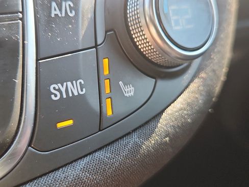 Used 2023 Chevrolet Malibu LT FWD image 22