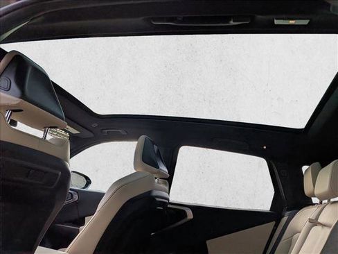 Used 2025 BMW X3 xDrive30i w/ Premium Package image 18