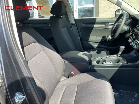 Used 2025 Honda Civic LX image 36