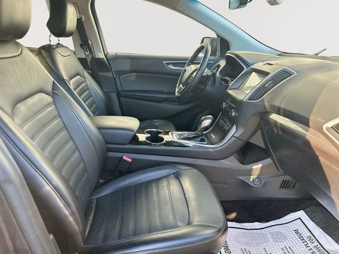 Used 2018 Ford Edge SEL w/ Equipment Group 201A AWD/4WD image 27
