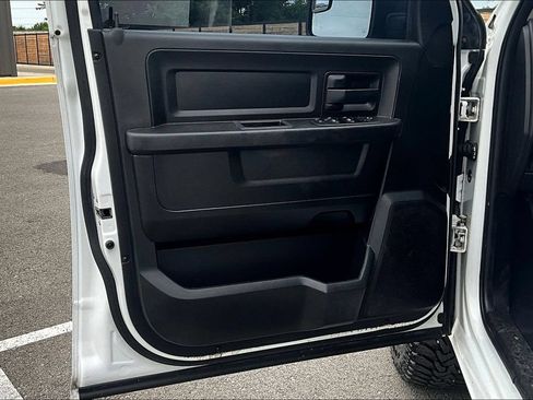 Used 2019 RAM 1500 Express w/ Express Value Package RWD image 18