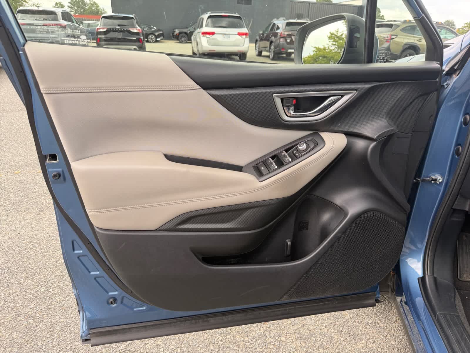 Used 2019 Subaru Forester Premium AWD/4WD image 19