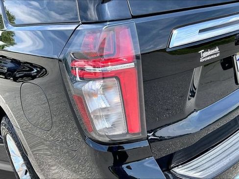 Used 2024 Chevrolet Tahoe Premier AWD/4WD image 22