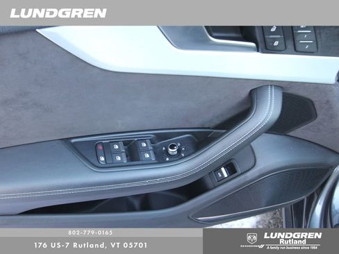 Used 2019 Audi S4 Prestige w/ Prestige Package image 13