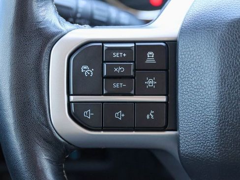 Used 2024 Ford Expedition Limited image 36