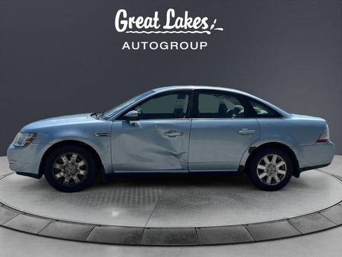Used 2009 Ford Taurus SE FWD image 2