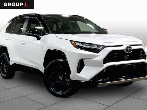 Certified 2025 Toyota RAV4 XSE w/ Weather Package AWD/4WD image 3
