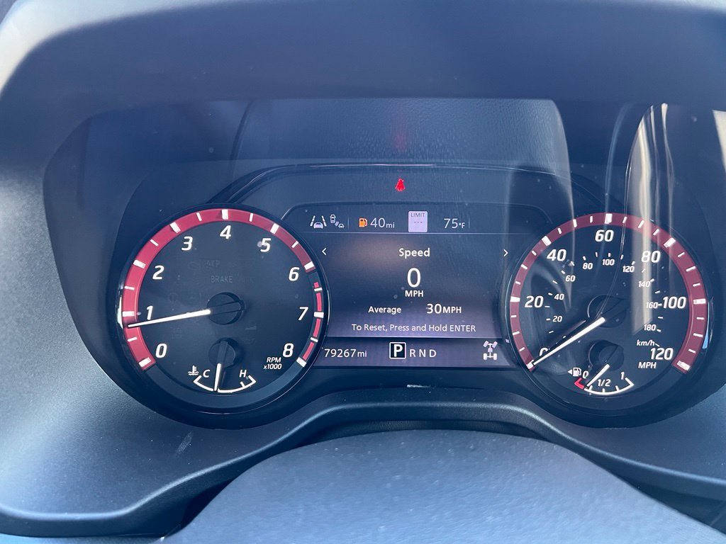 Used 2023 Nissan Titan PRO-4X AWD/4WD image 17