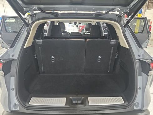 Used 2025 INFINITI QX60 Sensory AWD/4WD image 14