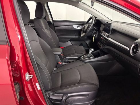 Used 2024 Kia Forte LXS image 38