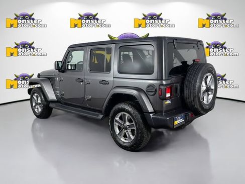 Used 2021 Jeep Wrangler Unlimited Sahara AWD/4WD image 7