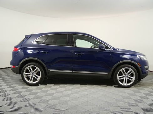 Used 2018 Lincoln MKC Reserve w/ Lincoln MKC Climate Package image 2
