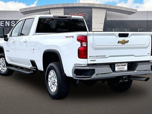 Used 2022 Chevrolet Silverado 3500 LT w/ Convenience Package AWD/4WD image 12