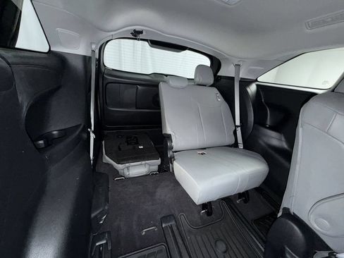 Certified 2025 Toyota Sienna XLE w/ XLE Plus Package AWD/4WD image 18