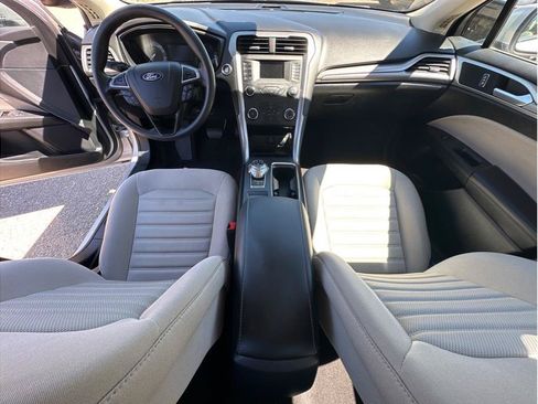Used 2019 Ford Fusion S FWD image 18