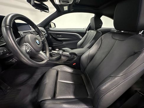 Used 2020 BMW 440i xDrive Coupe w/ M Sport Package AWD/4WD image 3